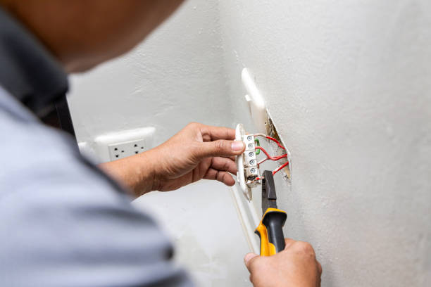 Best Licensed Electrician  in Calumet Park, IL